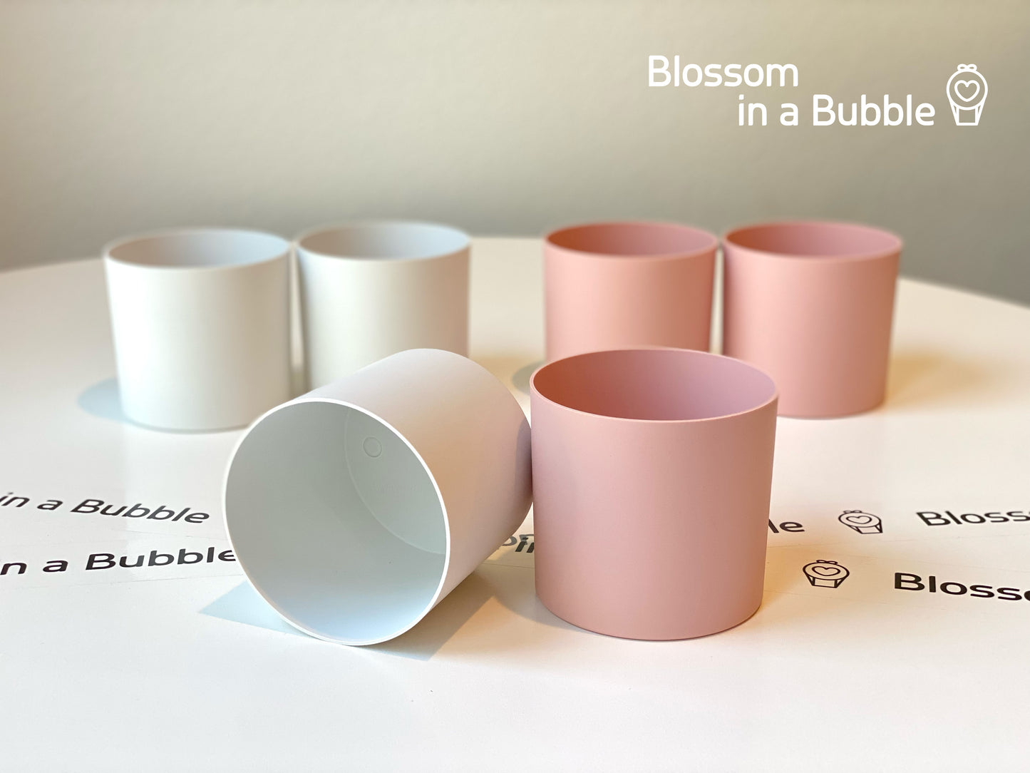 Flexible plastic pot